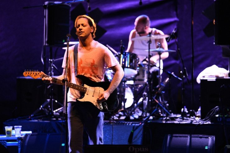 Kıvılcım, Kaan’ı aşk dolu gözlerle izledi