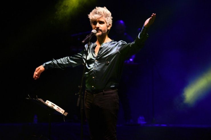 Manuş Baba’dan tarihi antik tiyatroda konser