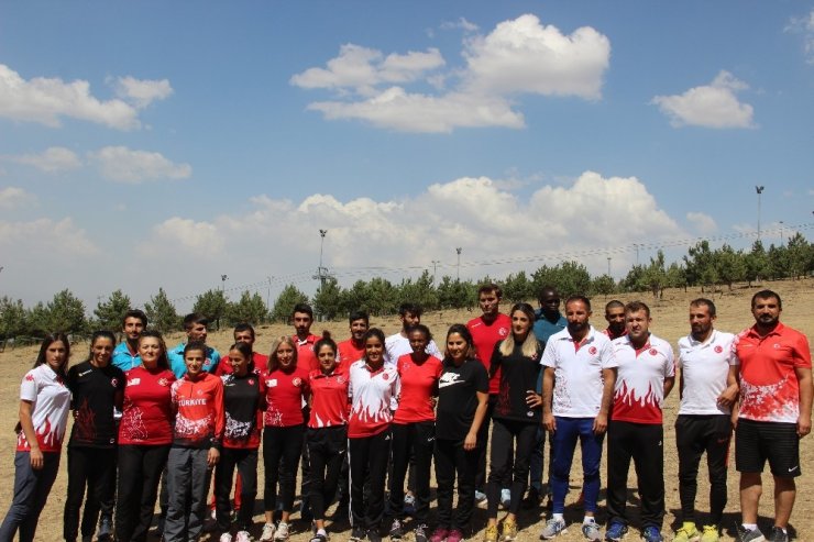 Atletizm Milli Takım kampı Palandöken’de sürüyor