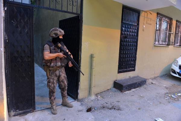 Adana'da PKK operasyonu: 23 gözaltı kararı