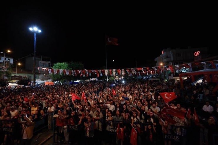 Ahmet Şafak hayranları ile Bekilli’de bir araya geldi