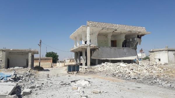 İdlib hayalet kente dönüyor