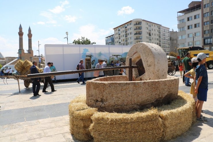 Türkiye’nin en ilginç tarım fuarı Sivas’ta açıldı