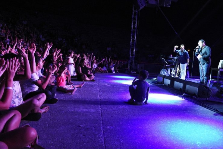 Man a man izleyicisinden tam not aldı