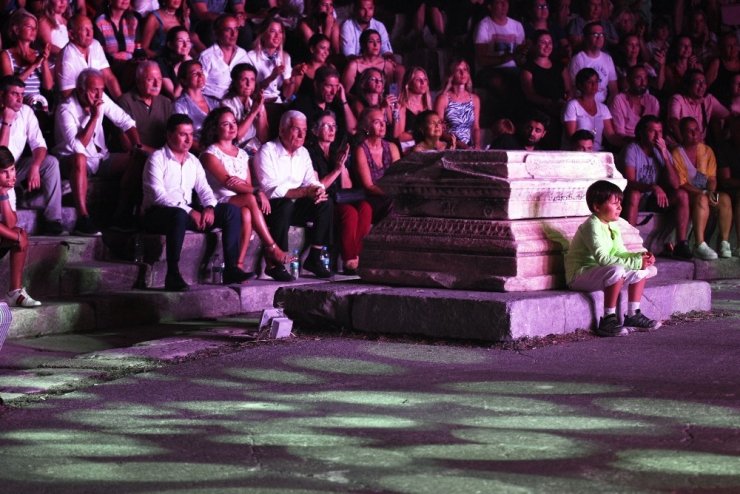 Man a man izleyicisinden tam not aldı