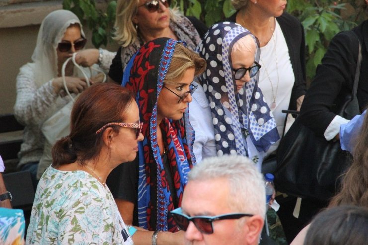 Sezen Aksu’nun baba acısı