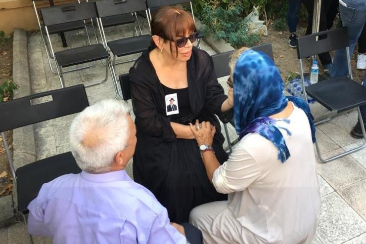 Sezen Aksu’nun baba acısı