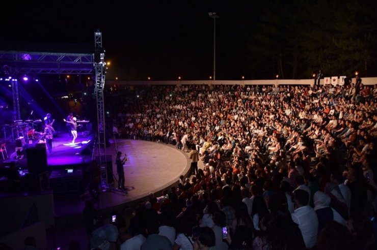 Feridun Düzağaç, Bilecik’i salladı