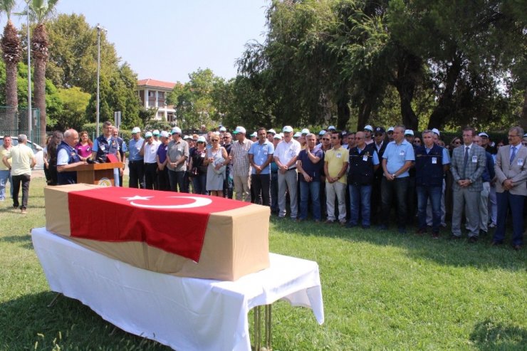 Kahraman Ukraynalı pilota İzmir’de cenaze töreni