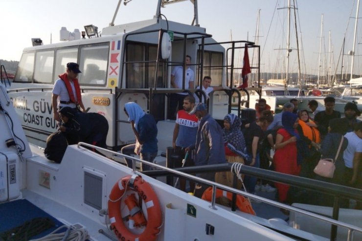 İzmir’de 69 düzensiz göçmen yakalandı