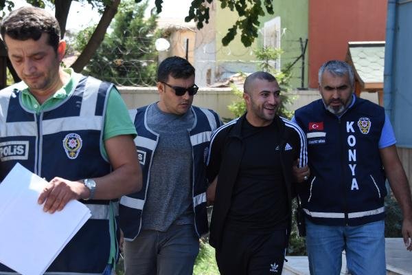 Konya'da sevgilisi terk edip eşyalarını atınca cinayet işledi