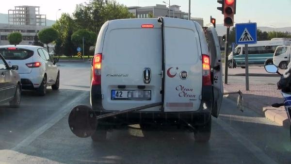 Konya'da hafif ticari araçta tehlikeli taşıma