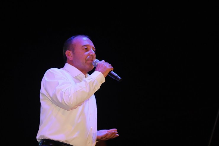 Cevdet Bağca’dan muhteşem konser