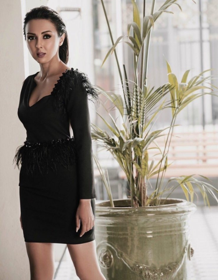 Farnaz Salmani Ghabeshi: “İran’daki ünümü bütün dünyaya duyurmak istiyorum”