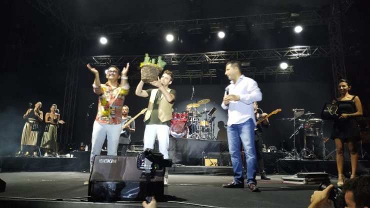 22. Altın Güvercin’de meydan konserleri başladı