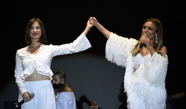 Ziynet Sali, Kastamonuluları düğününe davet etti