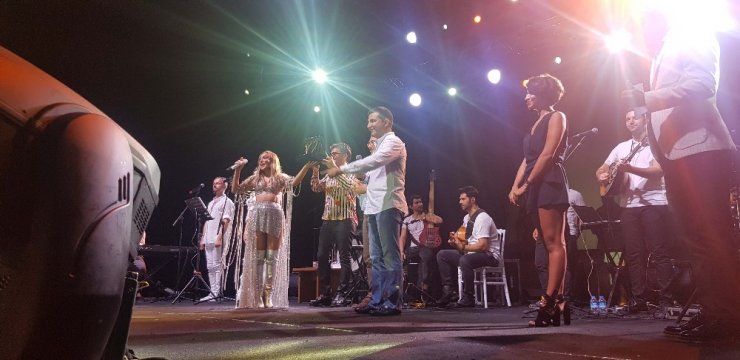 Altın Güvercin’de Ziynet Sali coşkusu