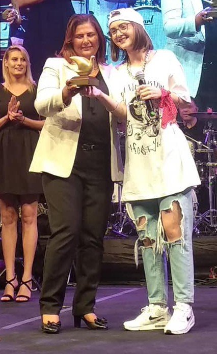 Altın Güvercin sahibini buldu