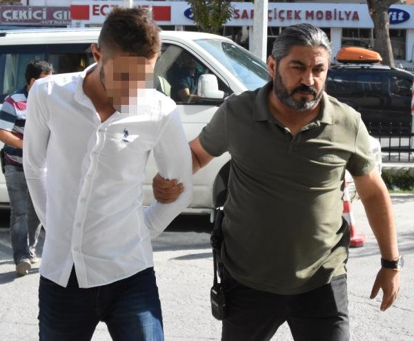Konya'da tüfekle market soyan 4 şüpheliden 3'ü yakalandı, biri askerde çıktı