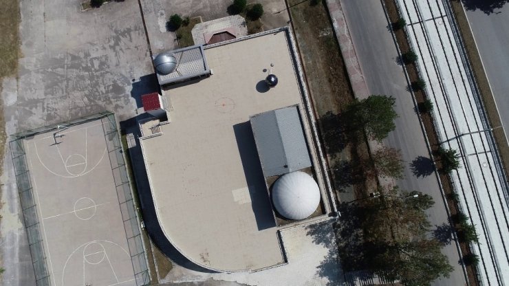 220 bin kişi uzayı izledi