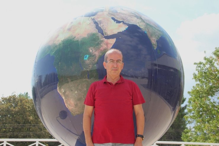 220 bin kişi uzayı izledi