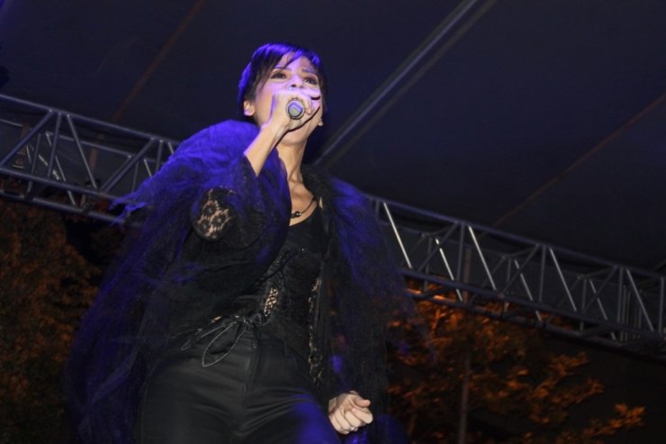 Kolpa ve Aydilge Manyas’ı coşturdu