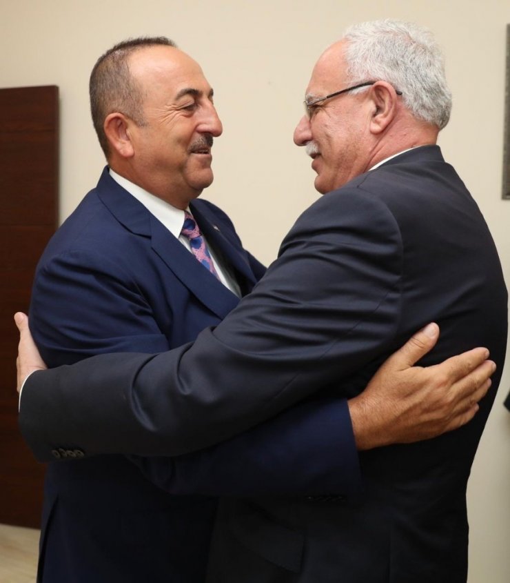 Bakan Çavuşoğlu Filistinli mevkidaşı Malki ile görüştü