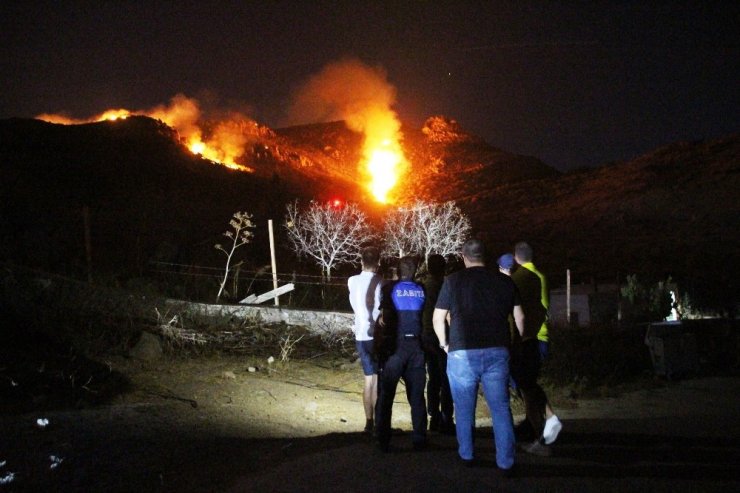 Bodrum’da Makilik alanda korkutan yangın