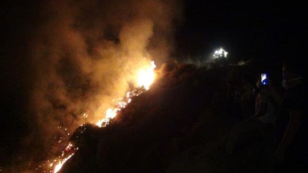 Hatay'daki orman yangını, 13 saat sonra söndürüldü