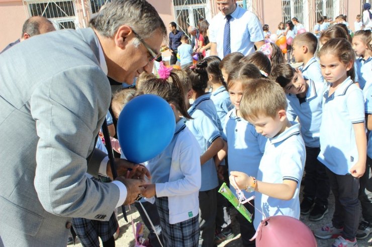 Osmaneli’de İlköğretim Haftası kutlamaları