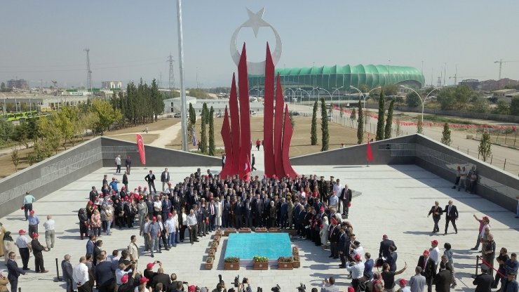 Mihraplı Şehitler Anıtı törenle açıldı