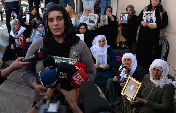 HDP önündeki eyleme Konya'dan da bir anne katıldı