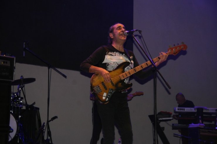 MFÖ Denizli’de sahne aldı