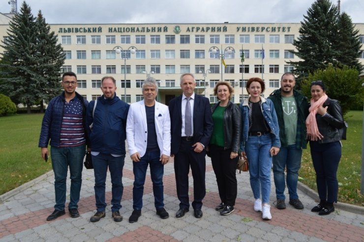 Giresun Üniversitesi Ukrayna’daki uluslararası konferansta 58 bilimsel sunum yaptı