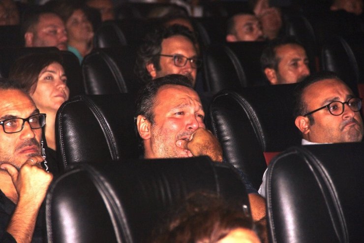 Ali Sunal’ın gözyaşları sel oldu