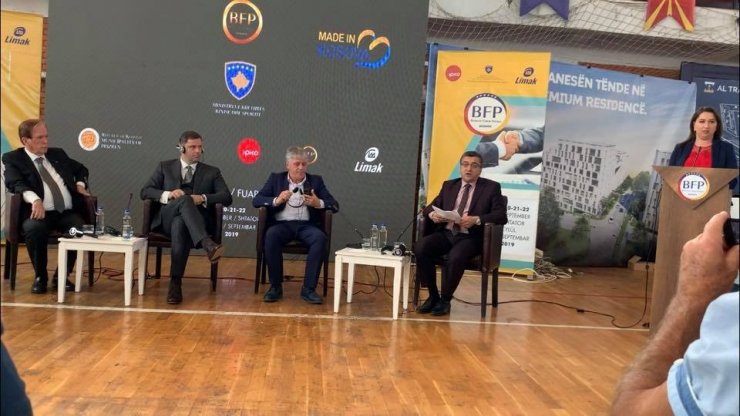 Başkan Öz, Kosova’da Business Forum Prizren’e katıldı