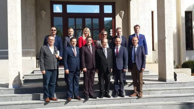 Başkan Öz, Kosova’da Business Forum Prizren’e katıldı