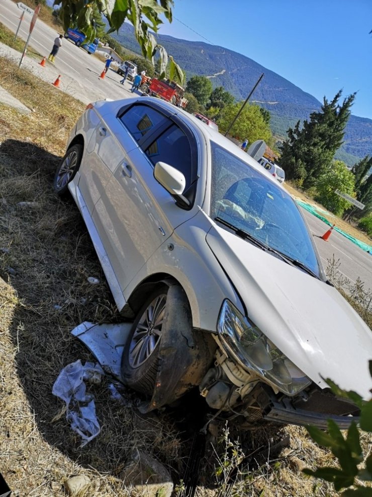 Boyabat’ta trafik kazası: 4 yaralı