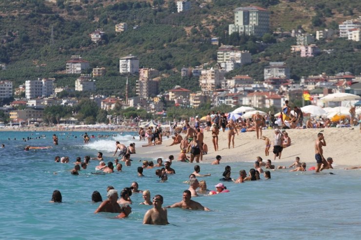 Thomas Cook’un iflasının ardından Antalyalı turizmciler zararı en aza indirmeyi hedefliyor
