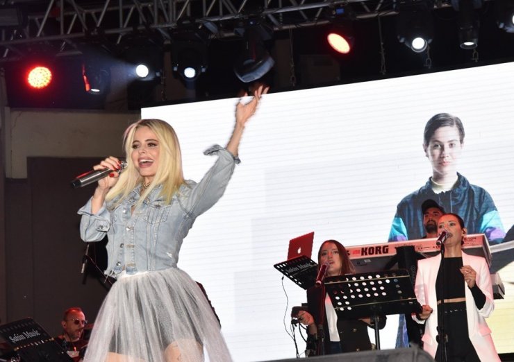 Çan’ın kurtuluşunun 97. yılında Simge konseri