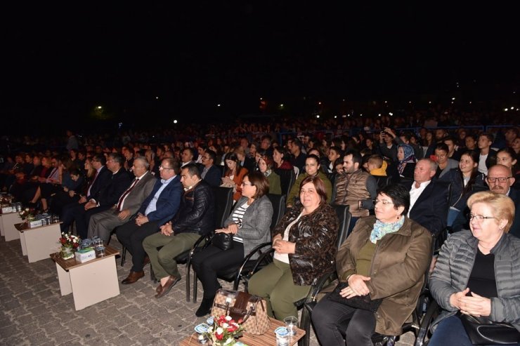 Çan’ın kurtuluşunun 97. yılında Simge konseri