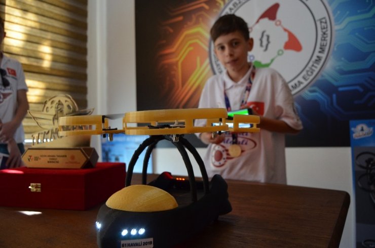 Trabzonlu öğrencilerin “Havali Bilyali” ile TEKNOFEST zaferi