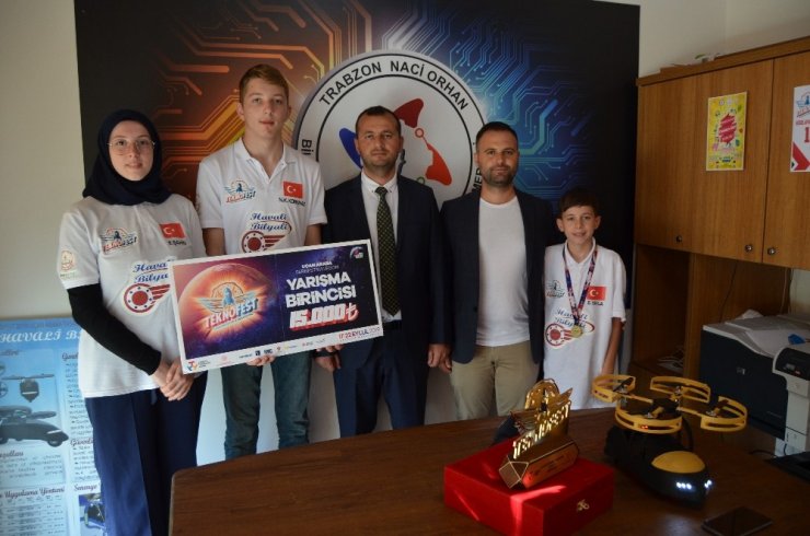 Trabzonlu öğrencilerin “Havali Bilyali” ile TEKNOFEST zaferi