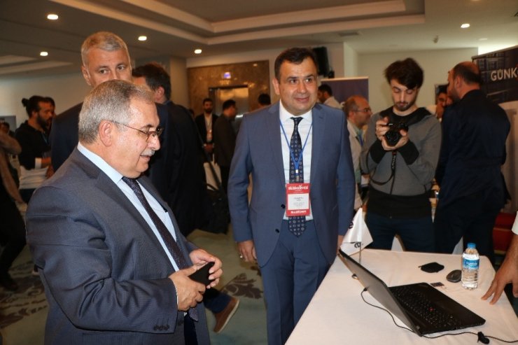 Bilişim Zirvesi Sakarya’da başladı