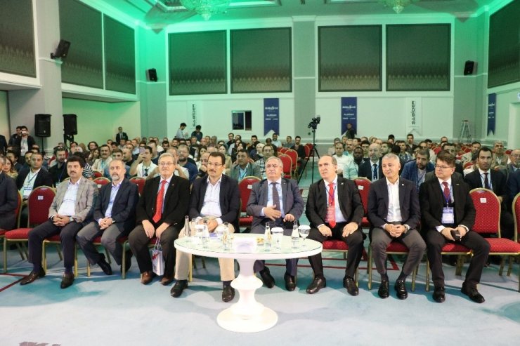 Bilişim Zirvesi Sakarya’da başladı