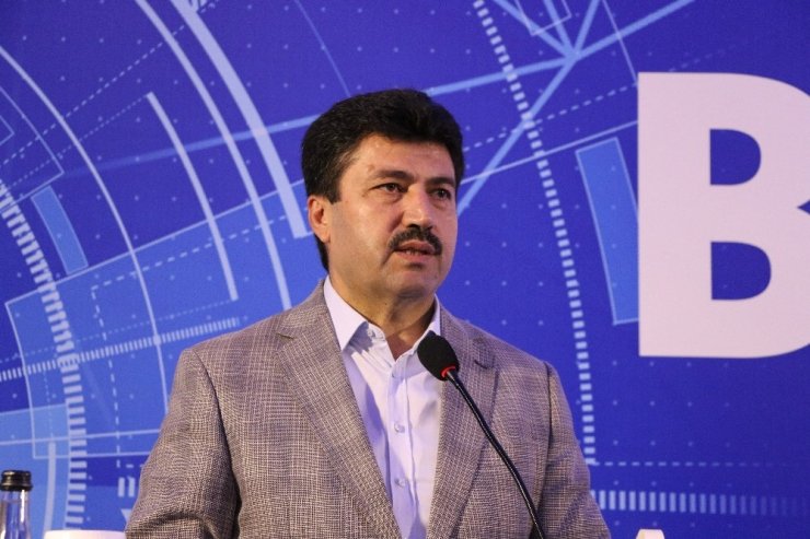 Bilişim Zirvesi Sakarya’da başladı