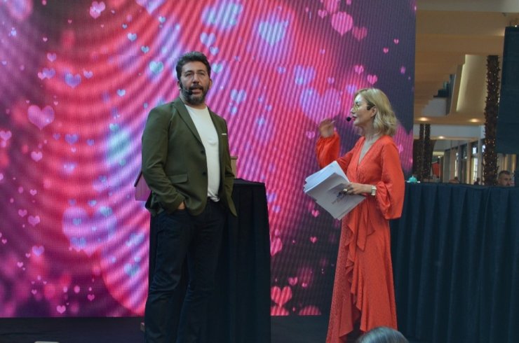 Emre Kınay, aileleri yarıştırdı