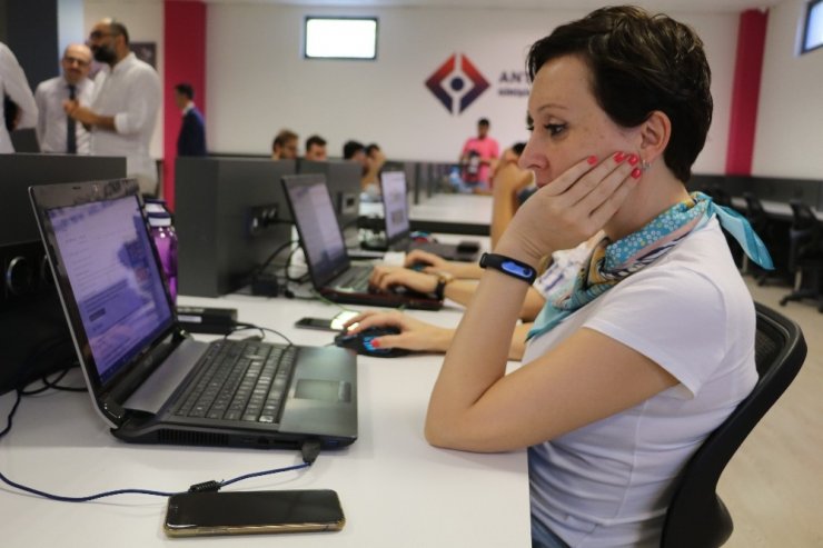 Gelecek Antalya Teknokent’te yazılıyor