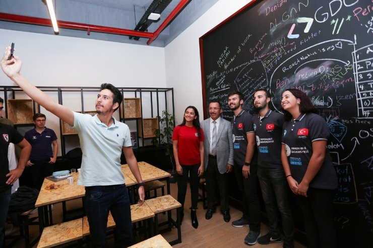 Denizli Hackerspace ortak çalışma alanı yeniden hizmete açıldı