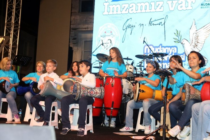 Mudanya’da Cem Karaca rüzgarı